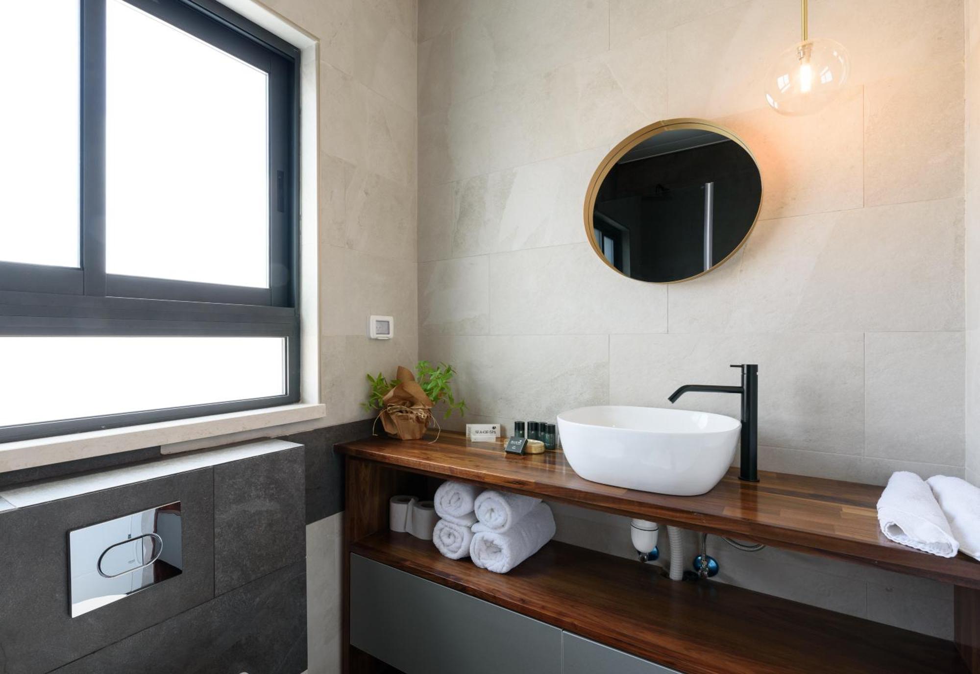 The Roof - By Sea Land Suites Tel-Aviv Extérieur photo