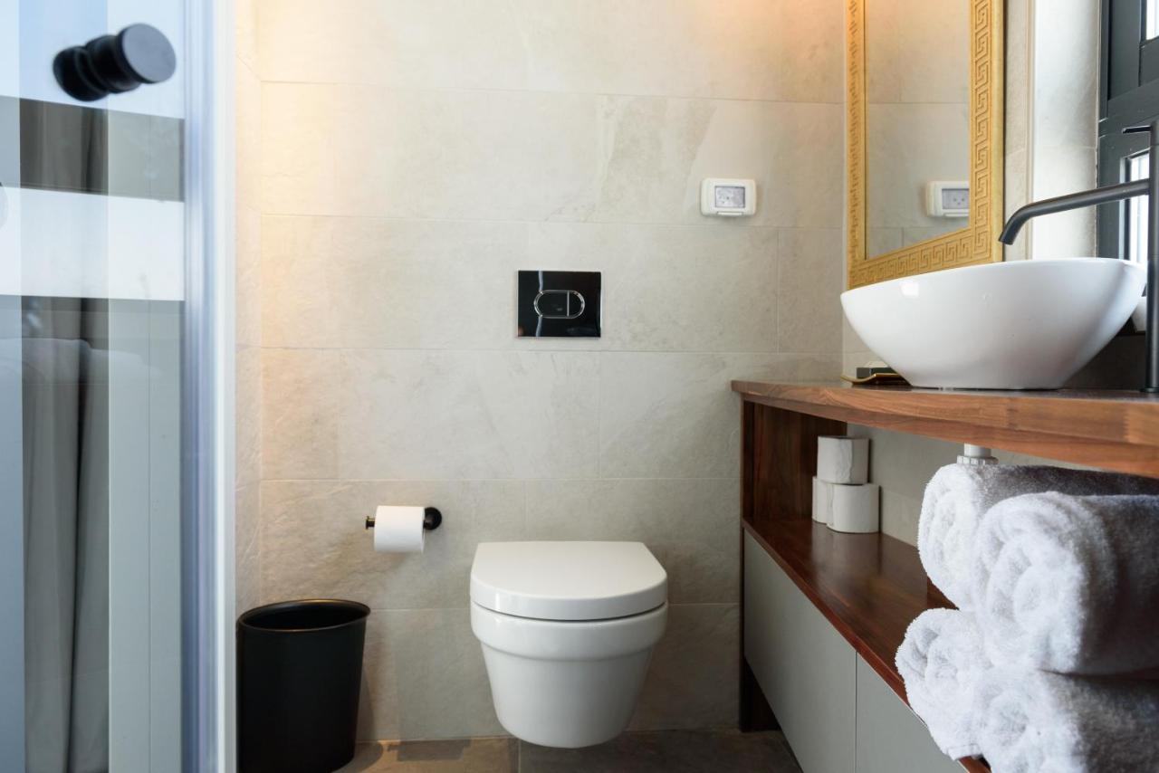 The Roof - By Sea Land Suites Tel-Aviv Extérieur photo