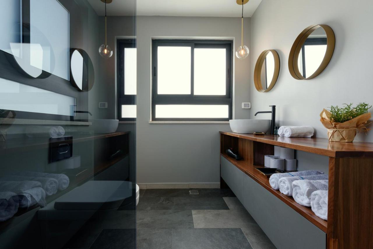 The Roof - By Sea Land Suites Tel-Aviv Extérieur photo